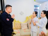 លោកវរសេនីយ៍ឯក សៀ ទីន បានដឹកនាំក្រុមការងារ អាវុធហត្ថរាជធានីភ្នំពេញ ចូលរួមរំលែកទុក្ខដ៏ក្រៀមក្រំ ដល់គ្រួសារសព លោក ឈួរ ឈុនហួរ ស្វាមីម្ចាស់ប្រេន Lakamo!