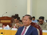 អភិបាលខេត្តតាកែវ លោក វ៉ី សំណាង ទើបចូលកាន់តំណែង ប្ដេជ្ញាបង្ក្រាបក្រុមក្មេងទំនើង ឲ្យអស់ចេញពីមូលដ្ឋានខេត្