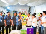 ឧត្តមសេនីយ៍ឯក រ័ត្ន ស្រ៊ាង ចាត់ឲ្យក្រុមការងារអាវុធហត្ថរាជធានីភ្នំពេញ ចូលរួមរំលែកទុក្ខដ៏ក្រៀមក្រំ ដល់គ្រួសារសពលោកអនុសេនីយ៍ត្រី សៅ រក្សា!