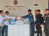 ក្រុមការងារ អាវុធហត្ថខណ្ឌបឹងកេងកង ចូលរួមរំលែកទុក្ខដល់គ្រួសារសមាជិក ដែលម្តាយរបស់លោកទទួលមរណៈភាព!