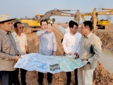 ធារាសាស្ត្រប្រឡាយទំពេជ ក្នុងភូមិសាស្ត្រស្រុកស្ទោង ខេត្តកំពង់ធំ បម្រើឱ្យប្រជាពលរដ្ឋប្រមាណ ២៨៧គ្រួសារ មានលទ្ធភាពស្រោចស្រពលើផ្ទៃដីបង្កបង្កើនផលបានពីរទៅបីដងក្នុងមួយឆ្នាំ