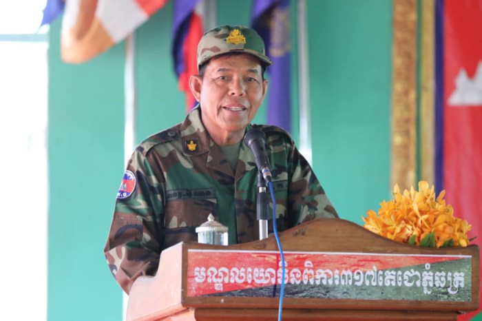 ពី​ធី​ជួប​សំណេះសំណាល សួរសុខទុក្ខ និង​នាំយក​អំណោយ​របស់​សម្តេច​ពិជ័យ​សេនា ផ្តល់ជូន​យោធិន​ពិការ ៣១៧ តេជោ​ភ្នំ​ឆត្រ ក្នុងឱកាស​បុណ្យកាន់បិណ្ឌ ភ្ជុំបិណ្ឌ​ប្រពៃណី​ជាតិខ្មែរ ក្រោម​អធិបតីភាព នាយ​ឧត្តមសេនីយ៍ អ៊ី ឈាន នាយករង​ខុទ្ទកាល័យ សម្តេច​អគ្គមហាសេនាបតី​តេជោ ហ៊ុន សែន និង​ជា​រដ្ឋលេខាធិការ​ក្រសួង​ការពារជាតិ តំណាង​ដ៏​ខ្ពង់ខ្ពស់​សម្តេច​ពិជ័យ​សេនា ទៀ បាញ់ ឧបនាយករដ្ឋមន្ត្រី រដ្ឋមន្ត្រី​ក្រសួង​ការពា​ជាតិ