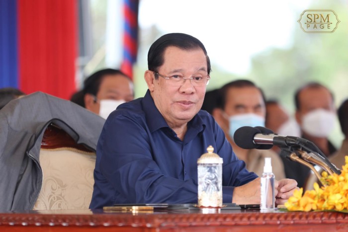 សម្តេច​តេជោ ហ៊ុន សែន បន្ត​ជួប​សំណេះសំណាល ជាមួយ​ប្រជាពលរដ្ឋ​ស្ម័គ្រចិត្ត​រើ​សំណង់​ចេញ​ពី​តំបន់​រមណីយដ្ឋាន​អង្គរ​ជាង​២​ពាន់​គ្រួសារ​បន្ថែមទៀត​