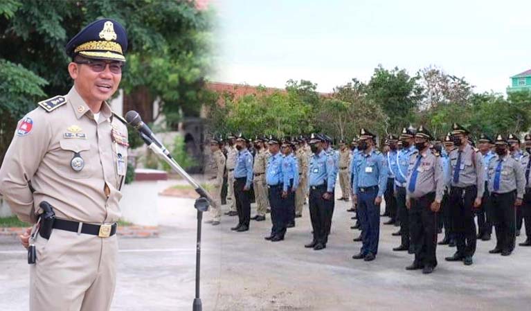 ​លោក​ឧត្តមសេនីយ៍ទោ សិទ្ធិ ឡោះ ដឹកនាំ​កងកម្លាំង​នគរបាល​ខេត្ត​គោរព​ទង់ជាតិ ព្រឹក​ថ្ងៃ​ចន្ទ​!!!